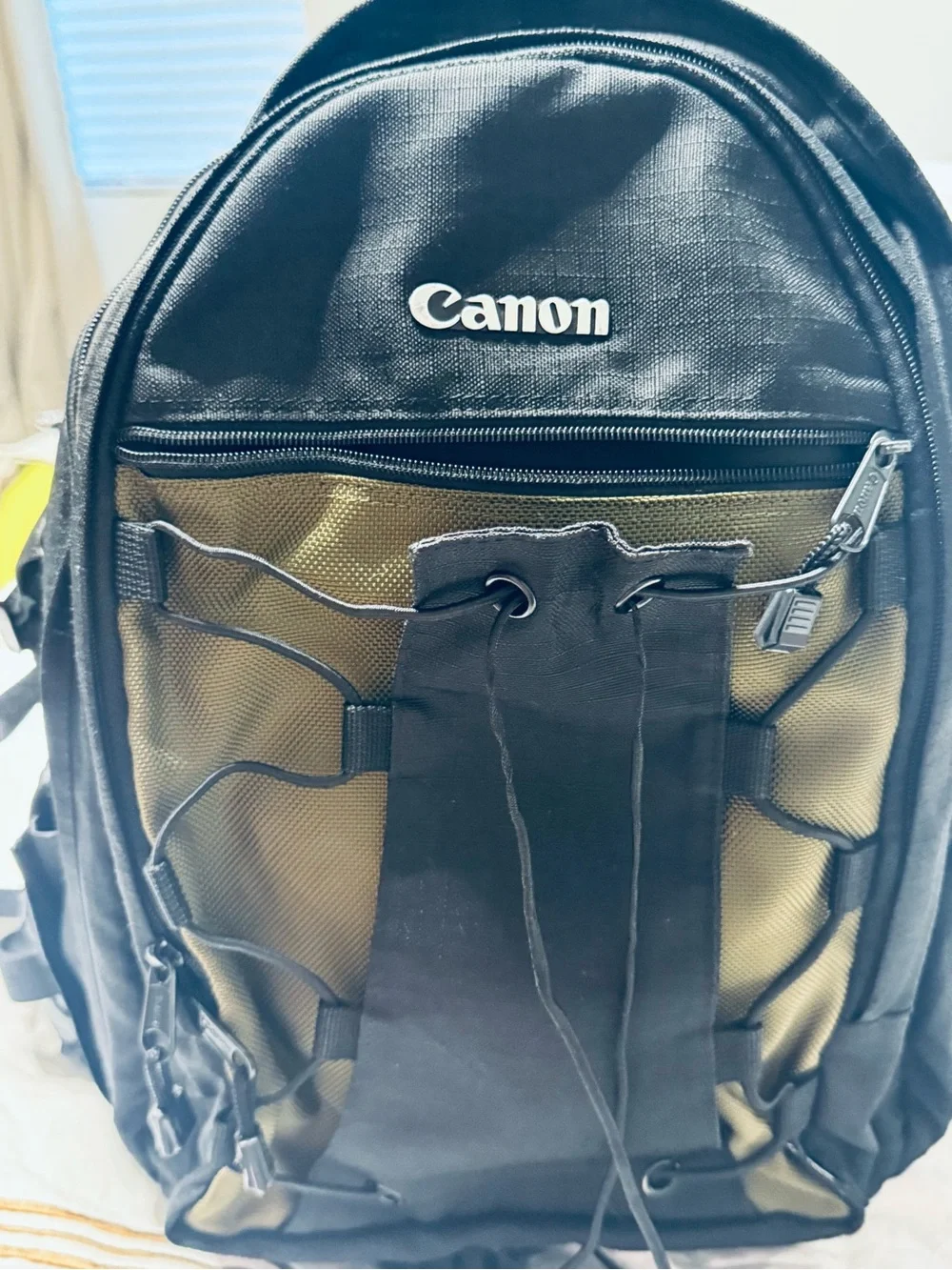 Canon Black and Olive Green Men’s Camera Backpack